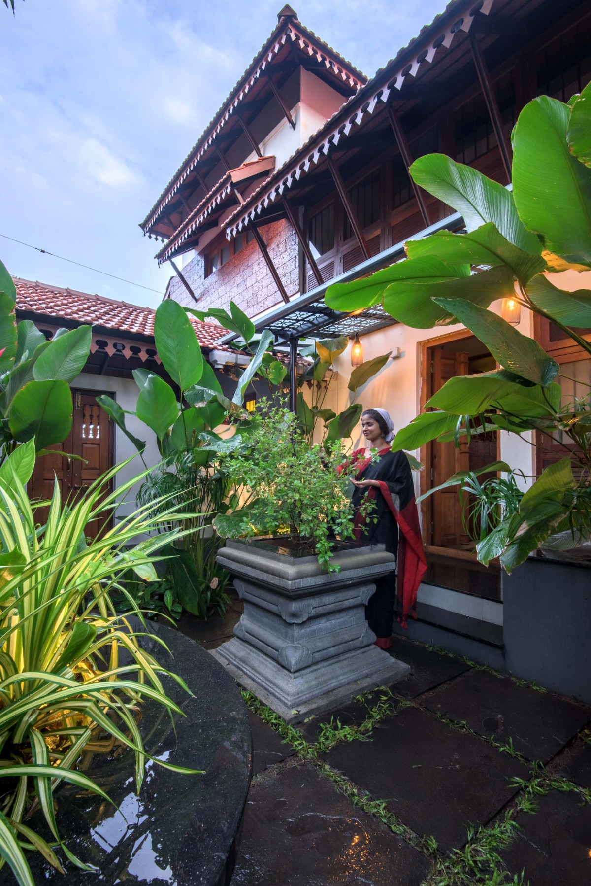 External Courtyard of Sarada Vihar by 7th Hue Architecture Studio