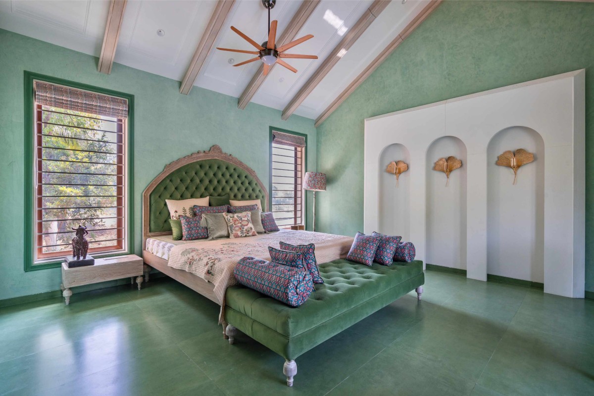 Bedroom of  Veer Farm by Ace Associates Architects