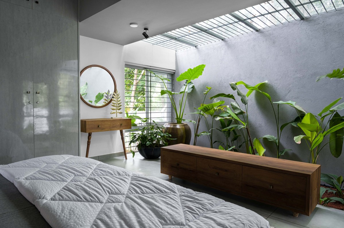Bedroom of Shivam by Yuuga Designs