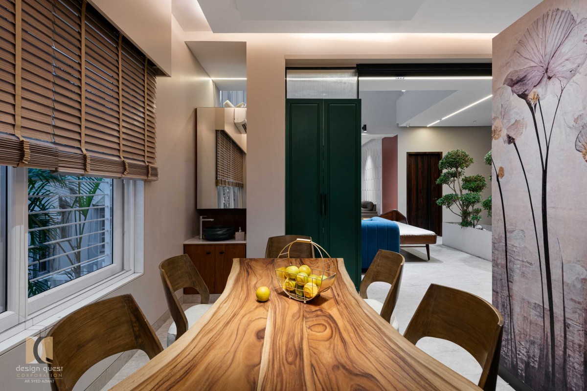 Dining of Mr. Huzefa Residence by Design Quest