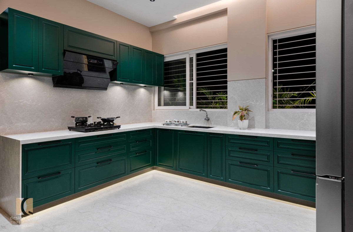 Kitchen of Mr. Huzefa Residence by Design Quest