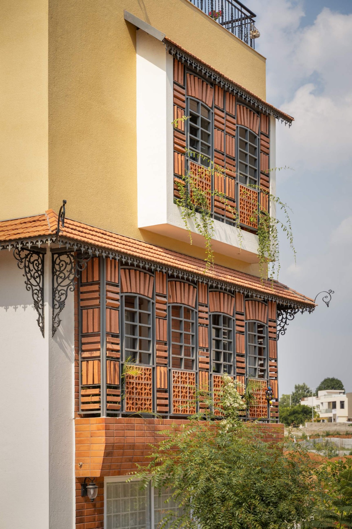 Exterior view of Brindavana Residence by Veerajshet Design Studio