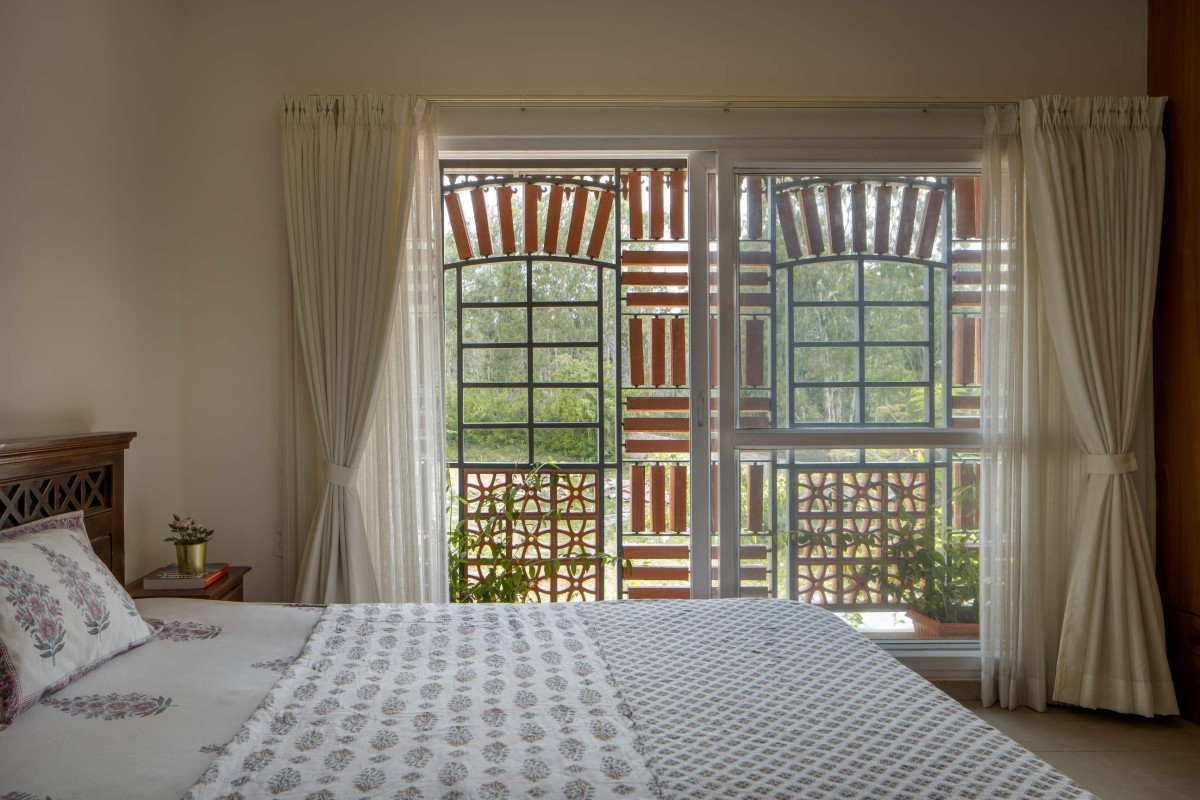 Bedroom of Brindavana Residence by Veerajshet Design Studio