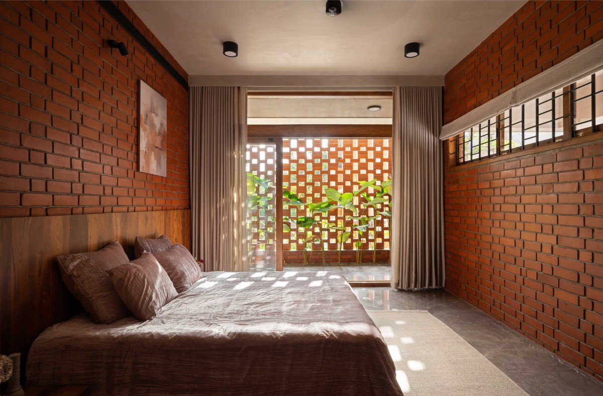 Bedroom 2 of The Kenz House by Srijit Srinivas Architects