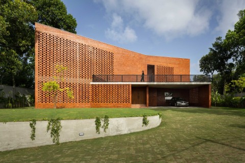 The Kenz House by Srijit Srinivas Architects