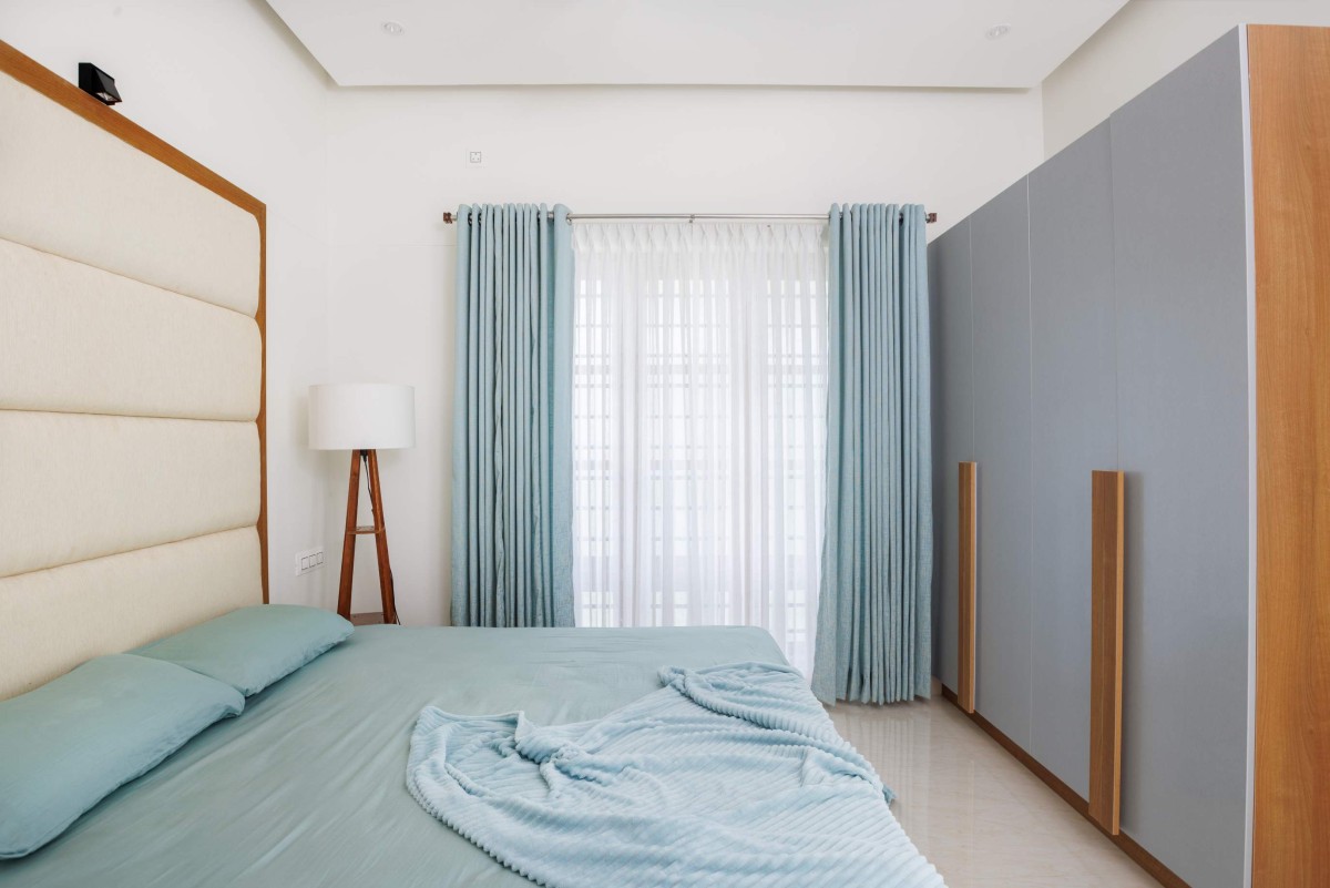 Bedroom 3 of Baytal Rahma by Stria Architects