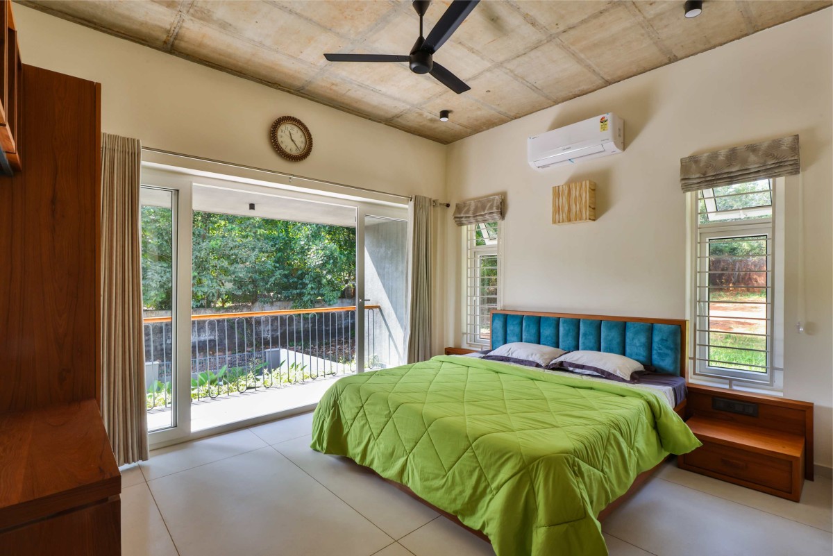 First floor bedroom of Meghamalhar by T Square Architects