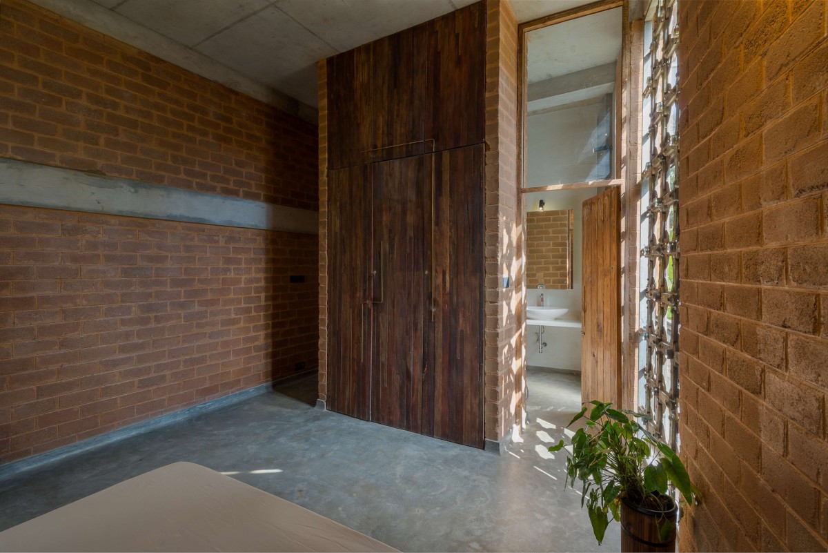 Cupboards made out of waste wood of Iha Residence by Wallmakers