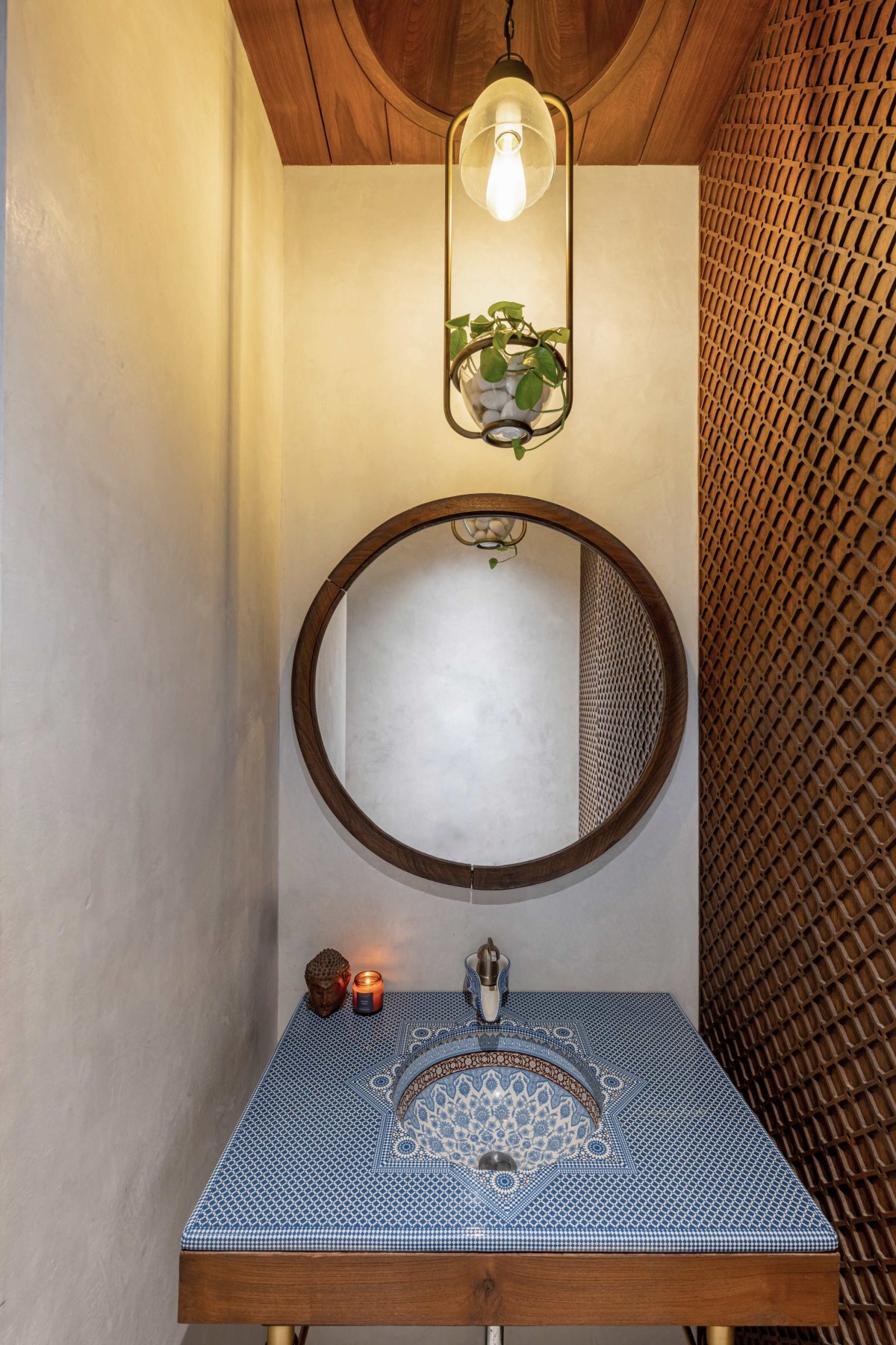 Wash basin of Meera House by Design Work Group
