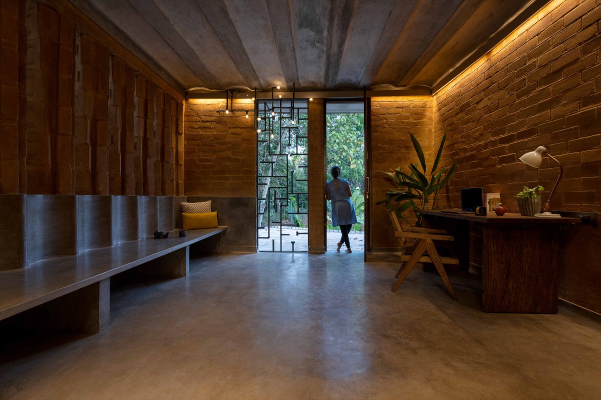 First floor of Jack Fruit Garden Residence by Wallmakers