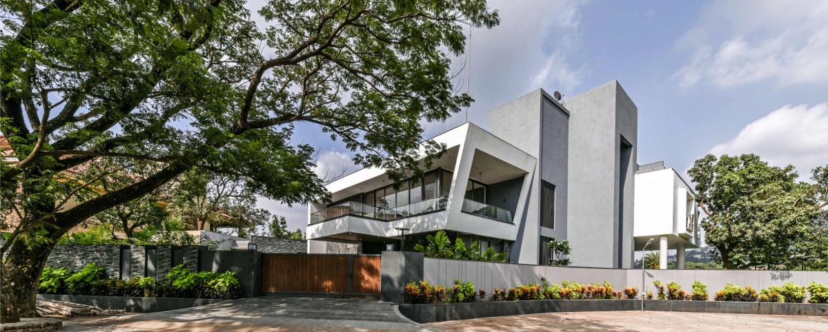 Exterior view of Infinity House by GA Design