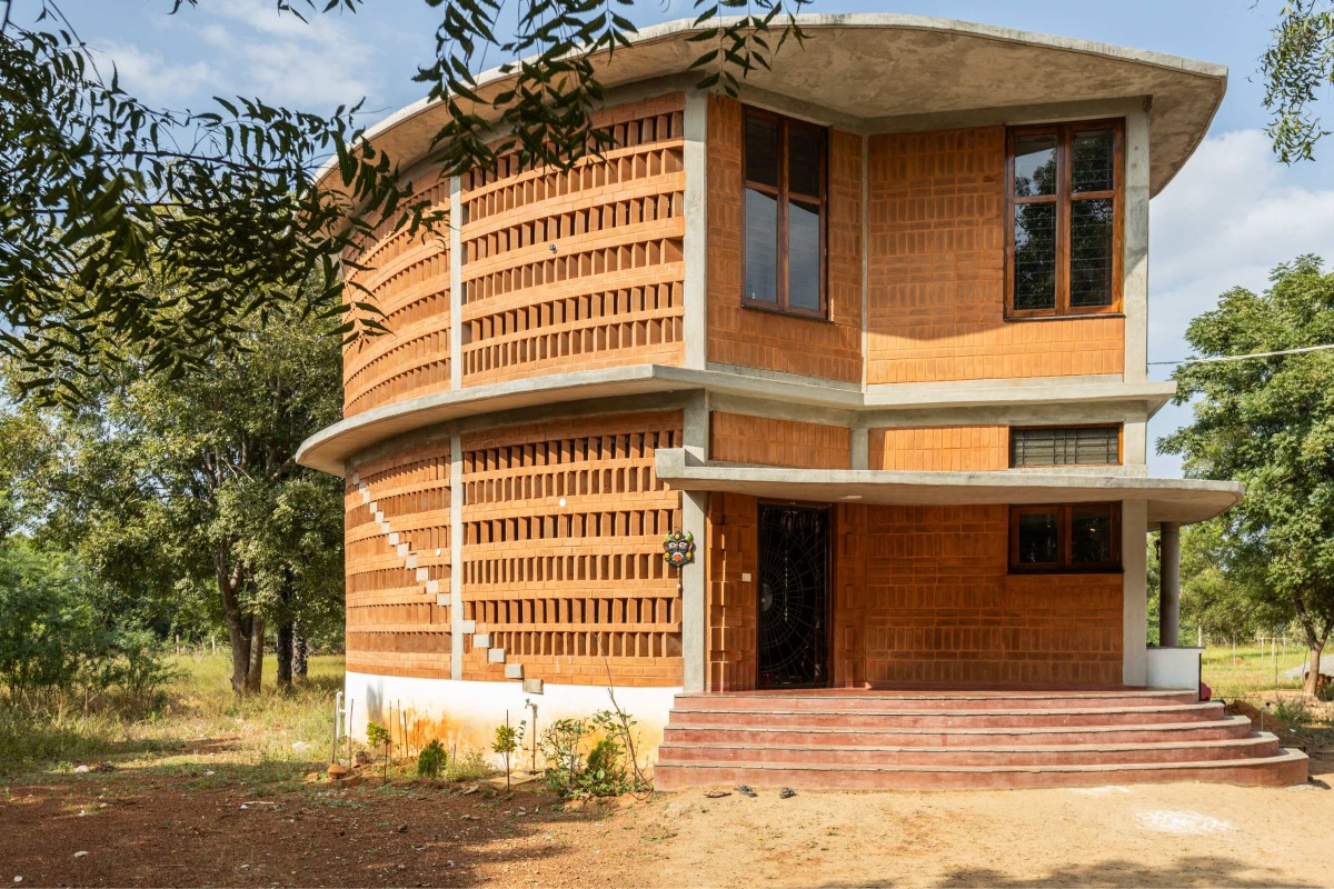 Aadhi Residence by RP Architects | Courtyard Residence | Volume Zero