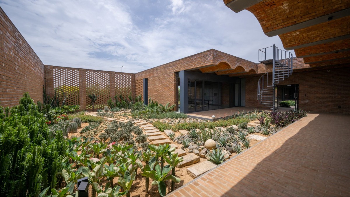 Courtyard of Metallic Bellows by KSM Architecture