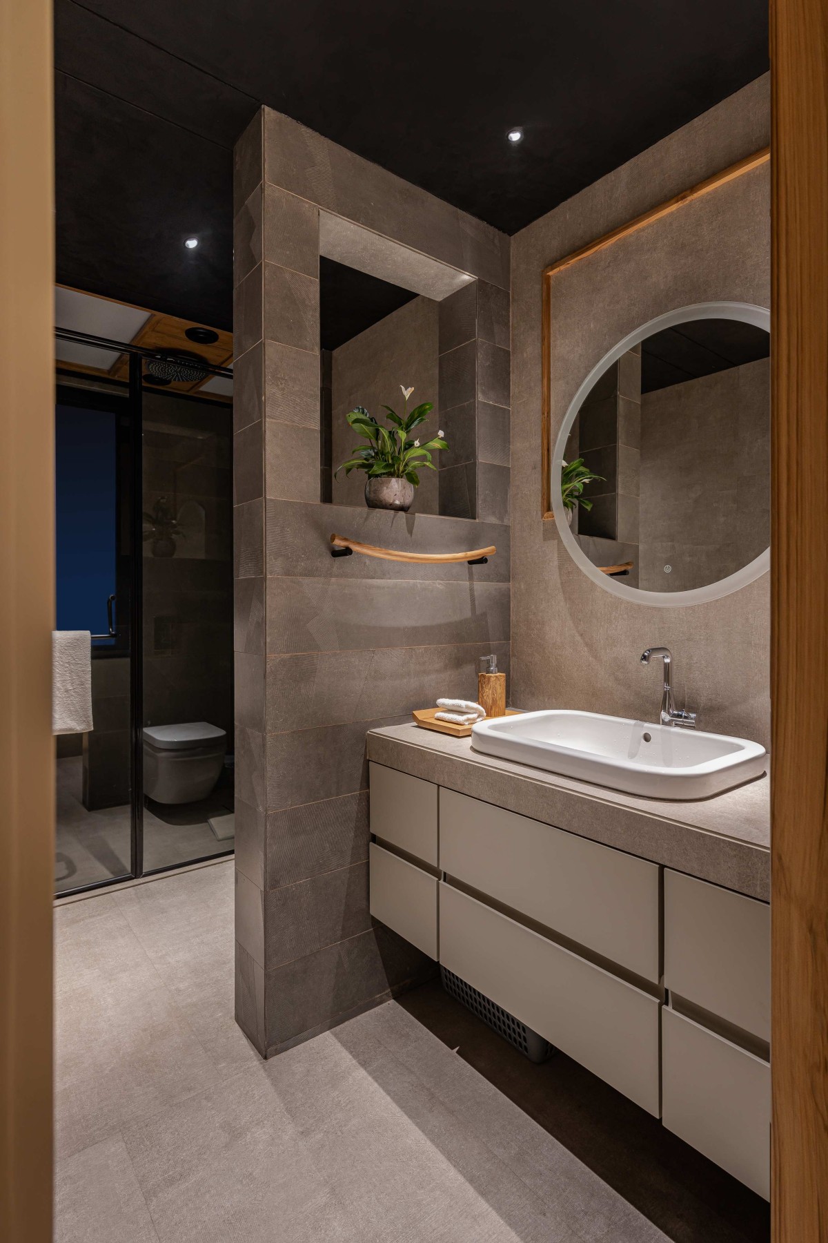 Washroom of Bonty Ketak by Sharan Architecture + Design