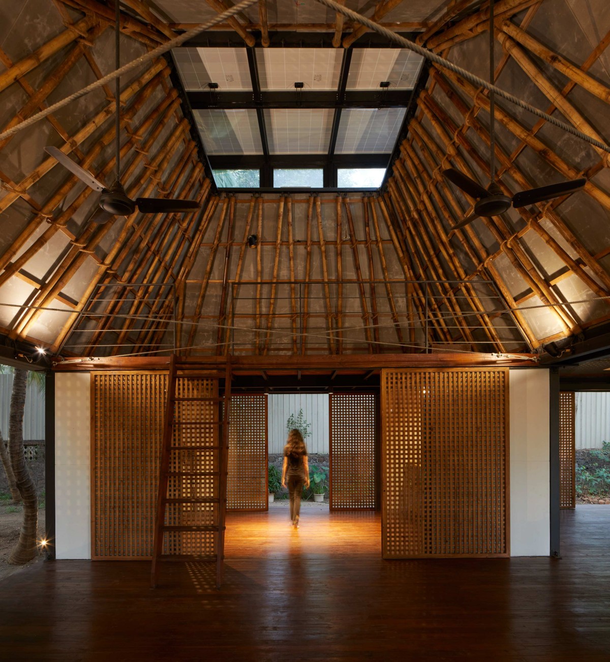 Workshop space of Mumbai Artist Retreat by Architecture BRIO