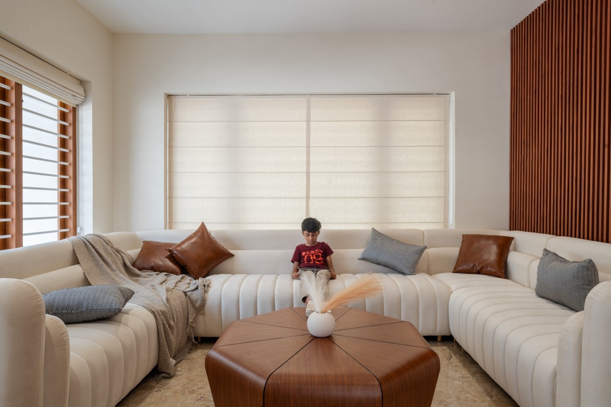 Living room of Swans House by Eleventh Floor Architects