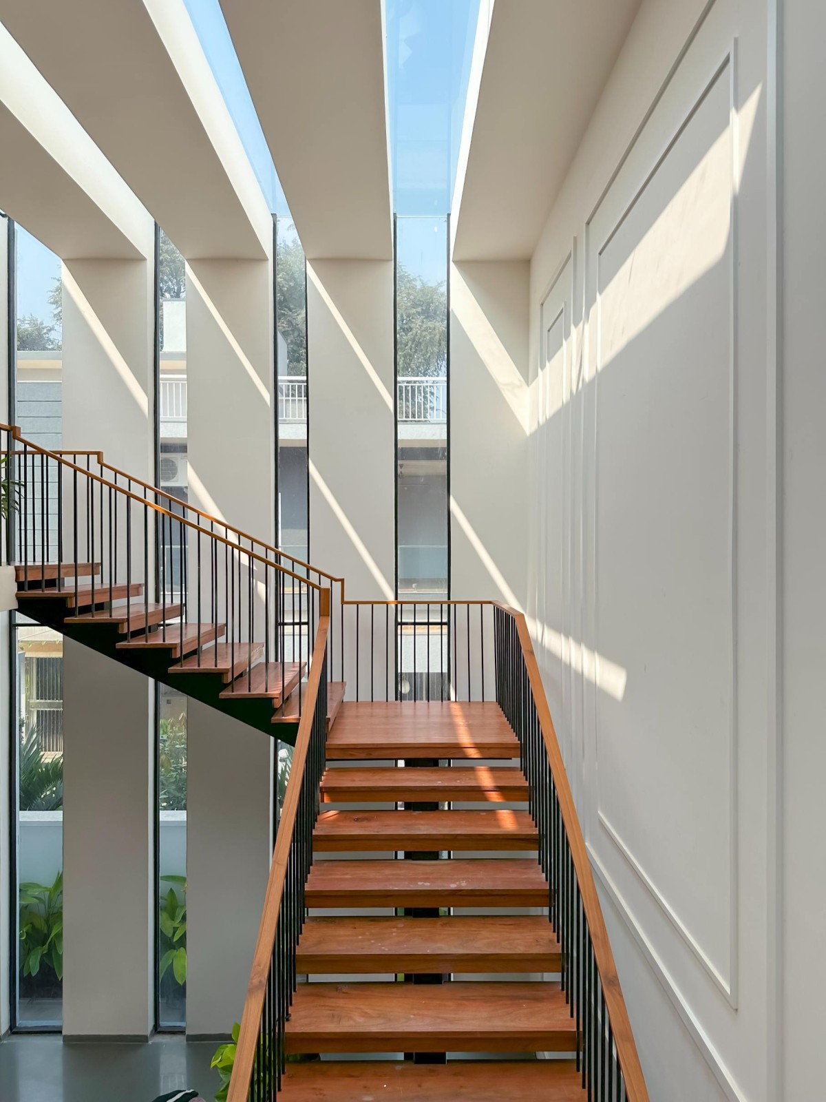 Staircase of The House of Frames by KalaaZodh Architecture