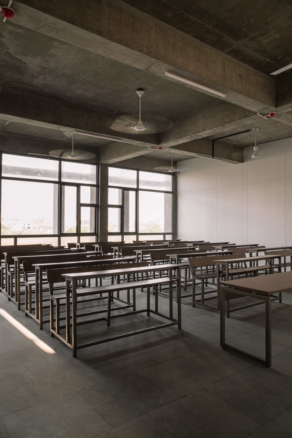 Lecture Hall of Girl’s college & hostel for Model education trust by Neogenesis+Studi0261