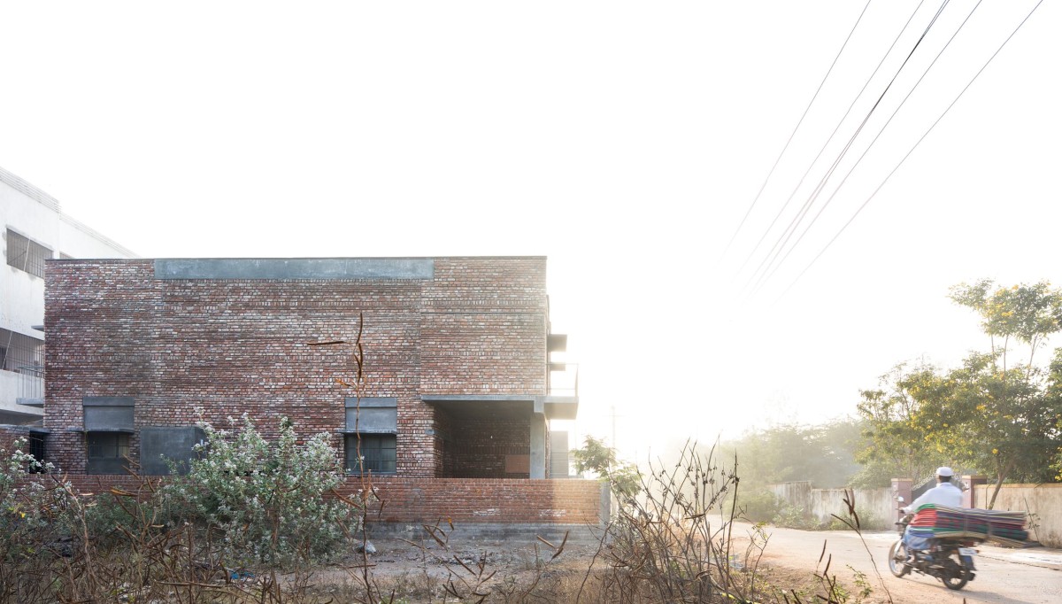 Exterior view of Court House by moad