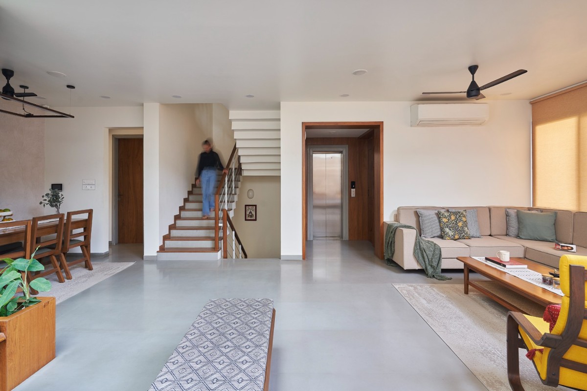 Second Floor Living area of Ganga 151 by Studio Habitect