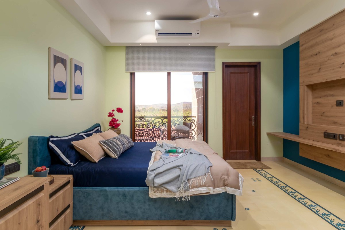 Bedroom of The Farmhouse by Oris Architects