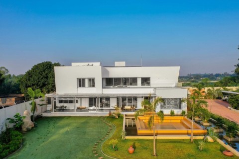 Sri Sri Villa by Ace Associates