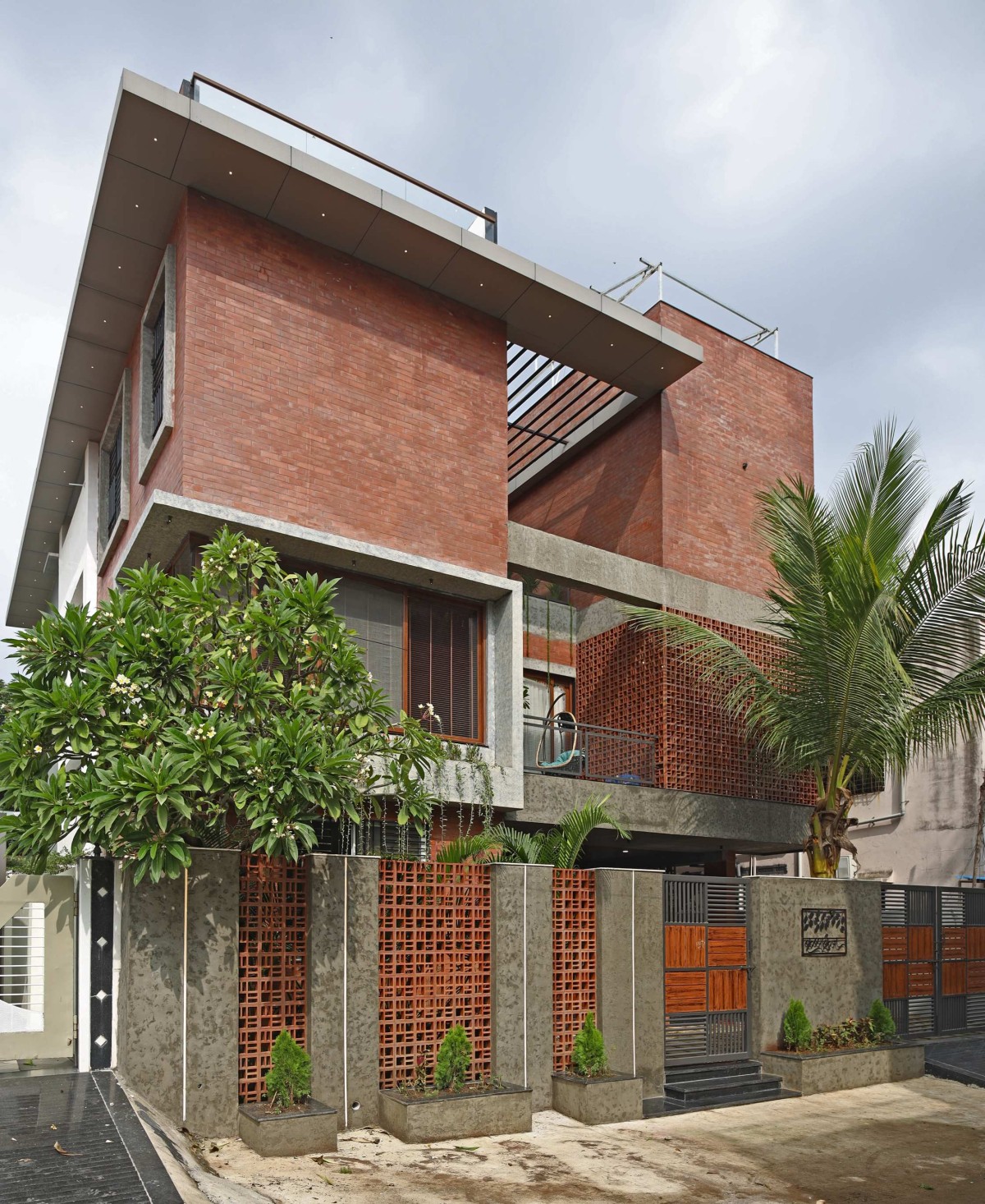 Elevation of Krishna-Kunj by Saga Architects