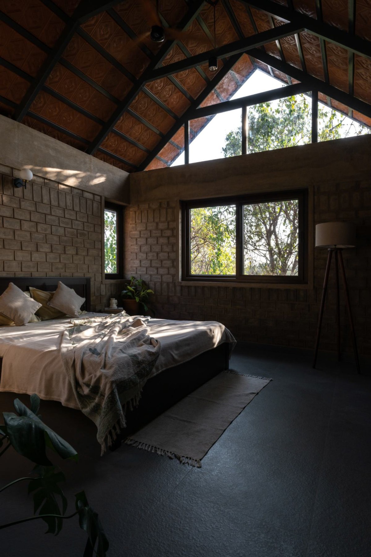 First Floor Master Bedroom of Boulder House by HabitArt Architecture Studio