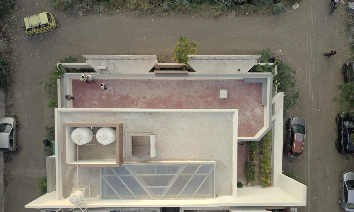 Terrace of Amardeep Villa by Shraddha Sadamate Architect