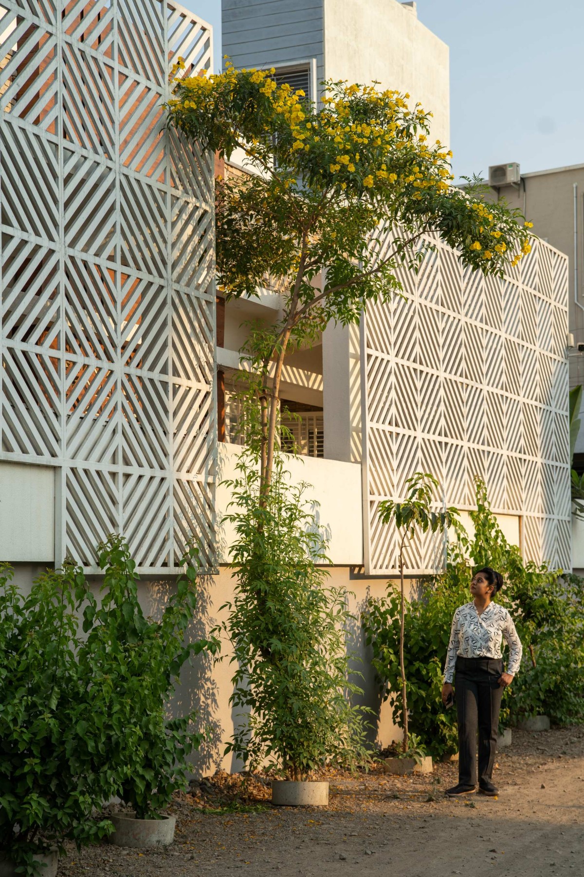 Exterior view of Amardeep Villa by Shraddha Sadamate Architect