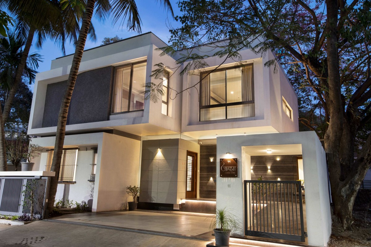 Dusk light exterior view of Godbole Residence by Chaware & Associates