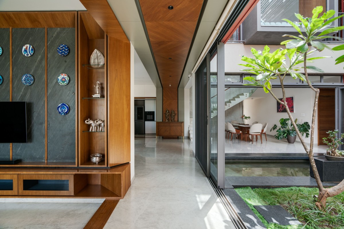 Entrance foyer of The Red Courtyard House by Jacob + Rathodi Architects