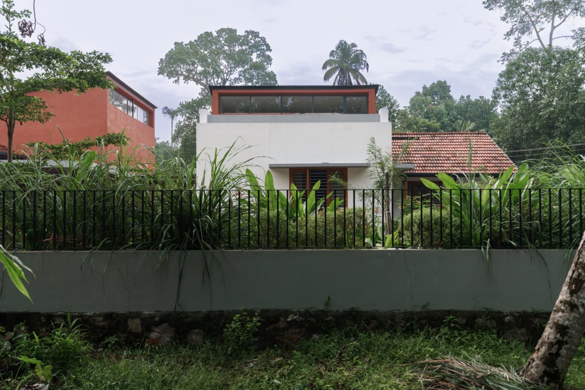 Exterior view of Inside-Out Residence by The Design Room