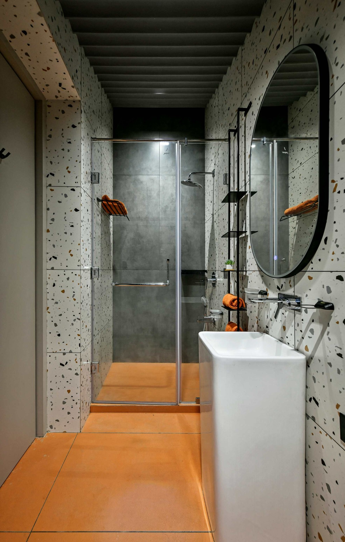 Bathroom of The Second Home_ Vapi Villa by Icon Projects Inspace Pvt Ltd