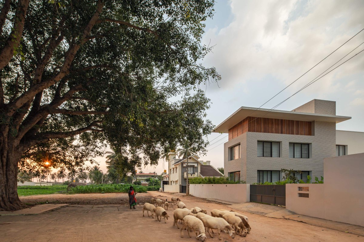 Exterior view of The Modern Pastoral House by Sudaiva Studio