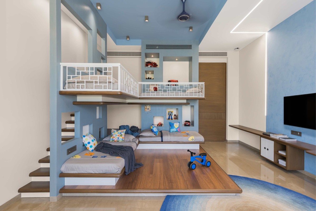 Son's Bedroom of Narola Villa by Essteam Design Services LLP