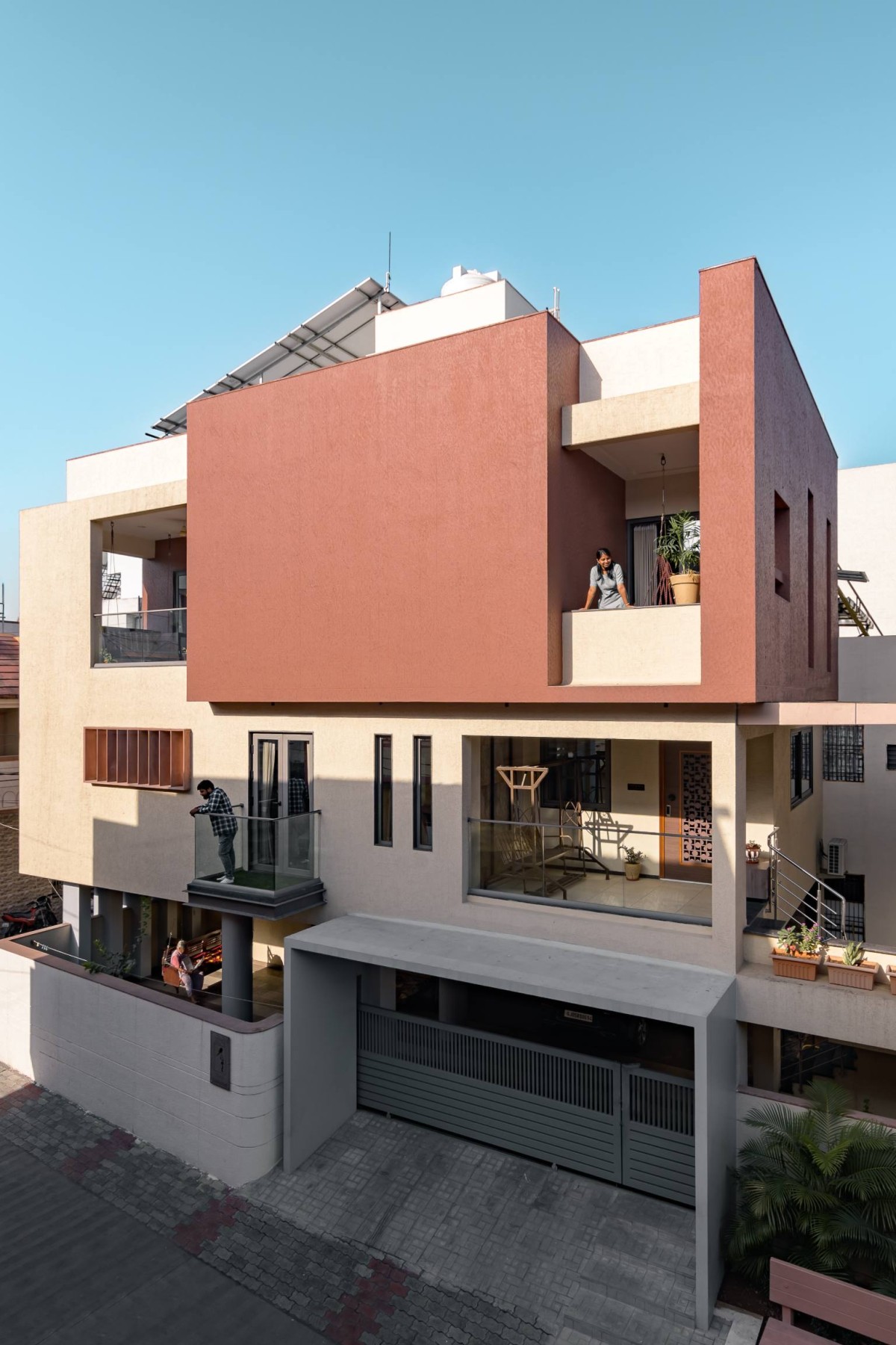 Elevation of Osho House by Dinterplay Architects