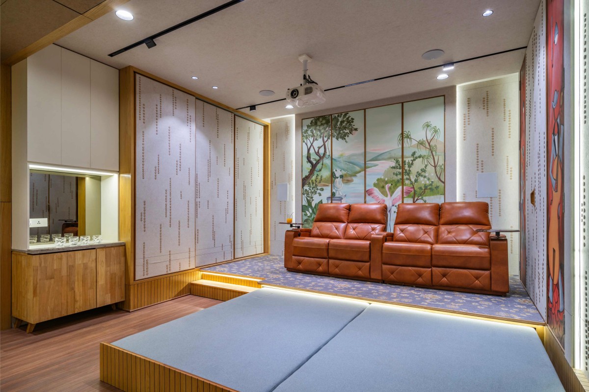 Home Theater of Bhavi by 9 Degree Design Studio