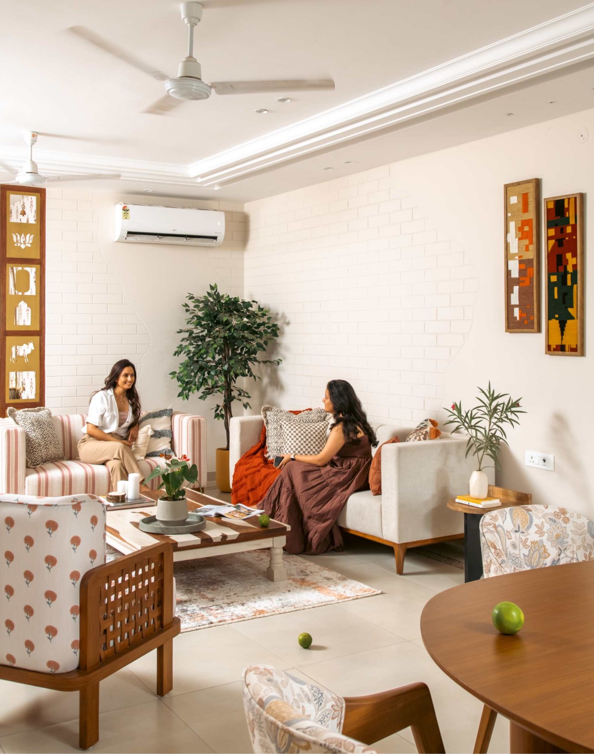 Living room of The Tan Door House by House of Quimera