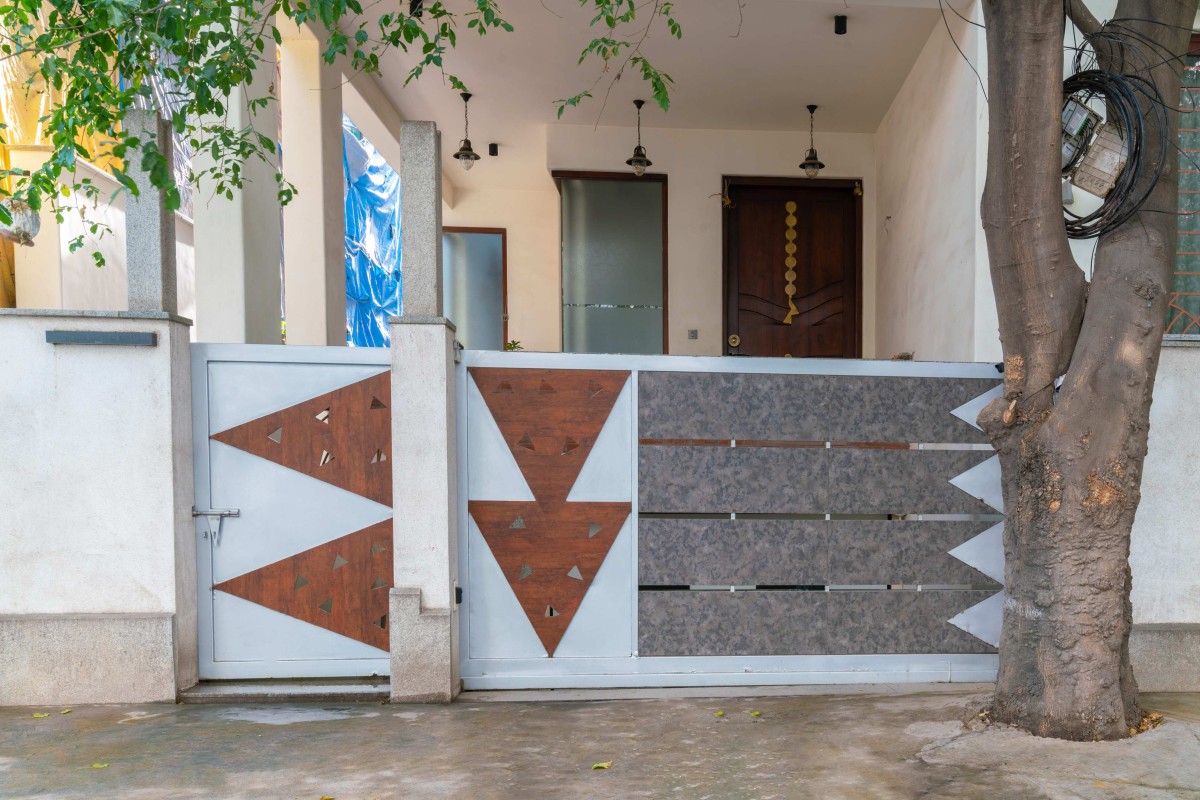 Main entrance of Stack House by Vishwakarma Design Studio