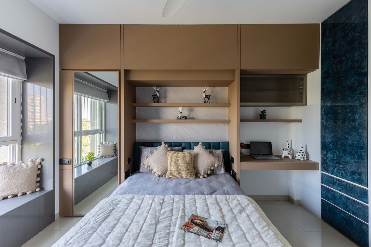 Guest Bedroom of Keanu by Lahoti And Associates