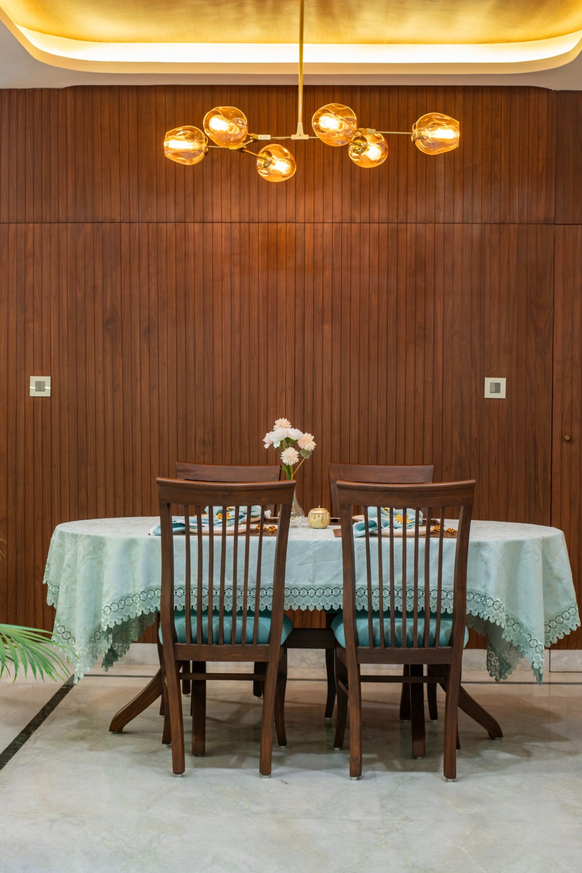 Dining of Navikaran by Studio Fingo