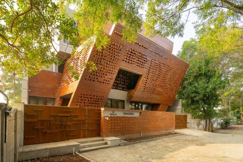 Vinod Residence by Murali Architects