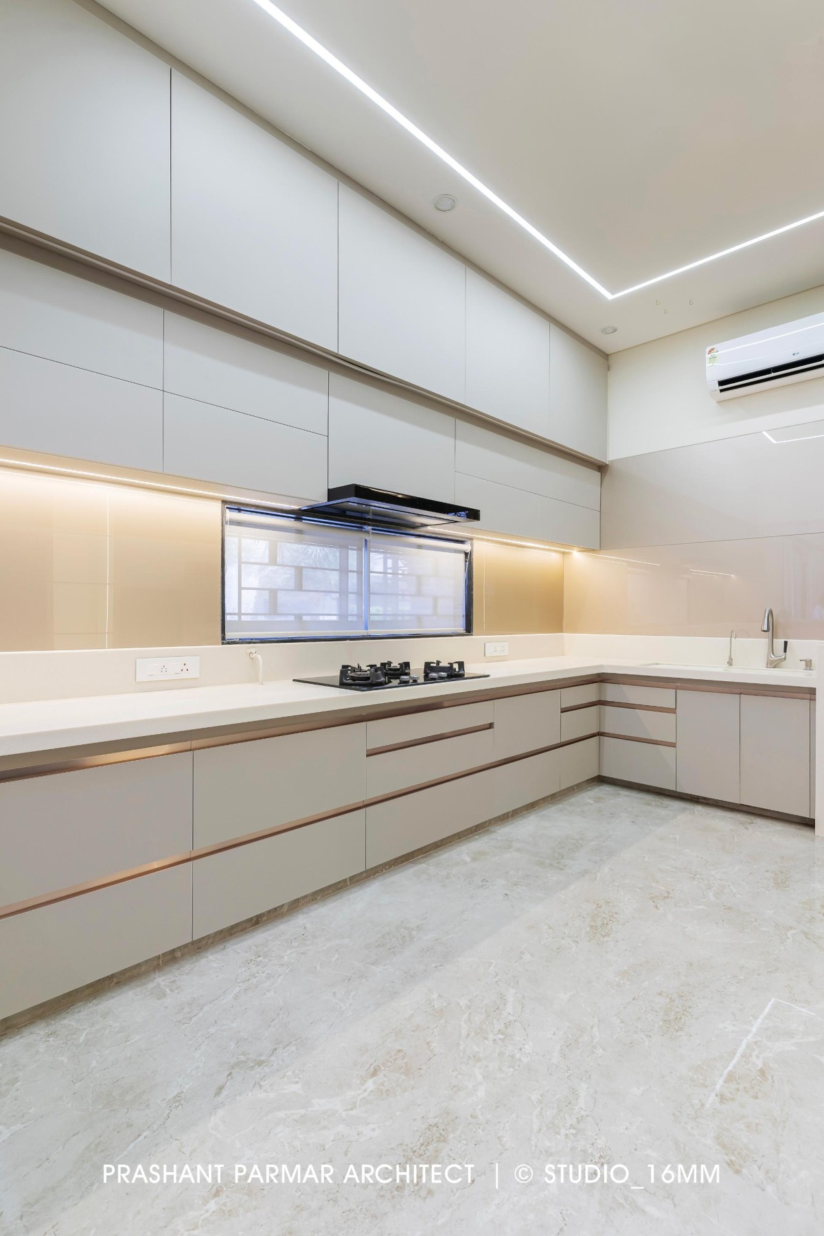 Kitchen of 4 BHK Timeless Elegance at Saamarth City by Prashant Parmar Architect