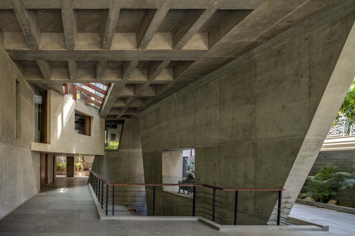 Entrance Passage of House of Voids by Malik Architecture