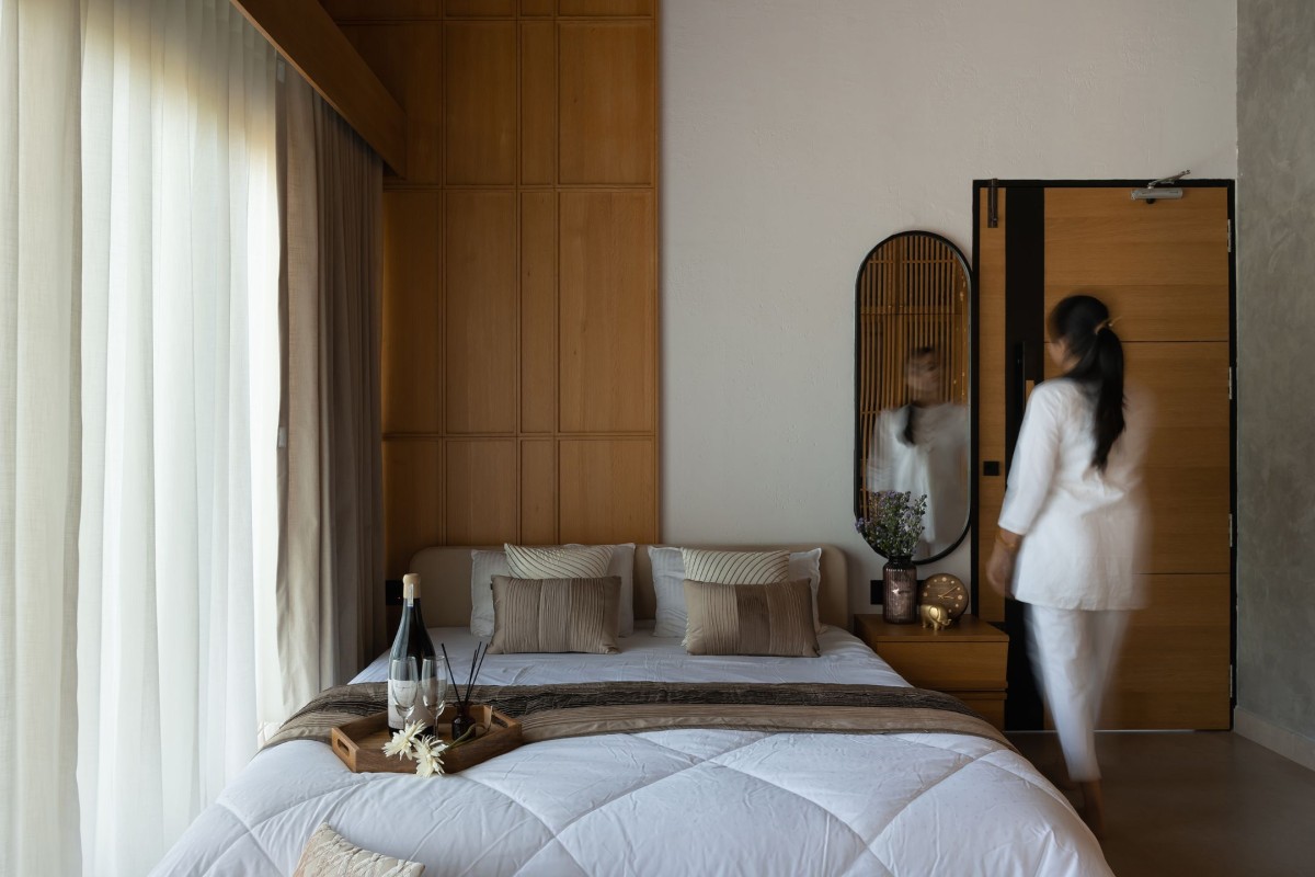 Bedroom 2 of Monsoon In Farm House by i2a Architects Studio