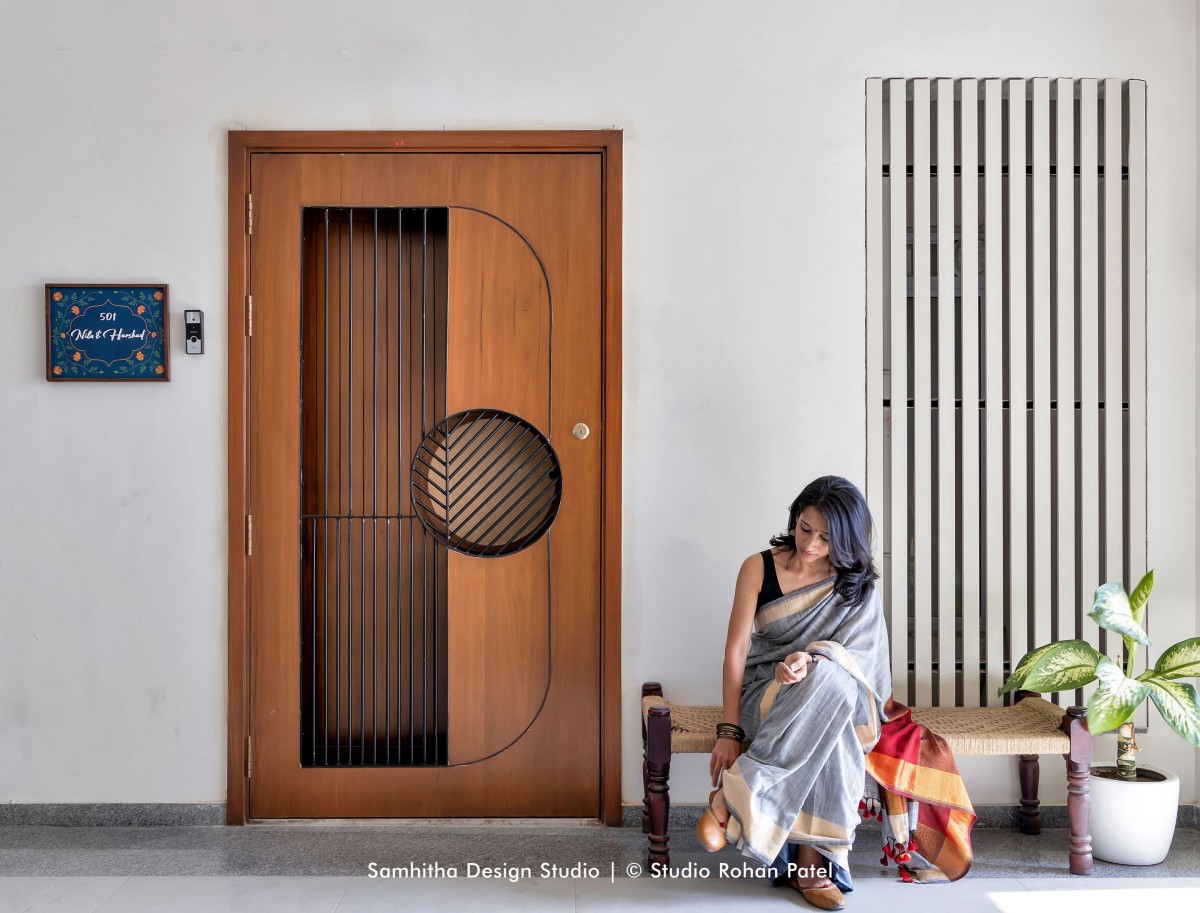 Entrance of Manjalpur Residence by Samhitha Design Studio