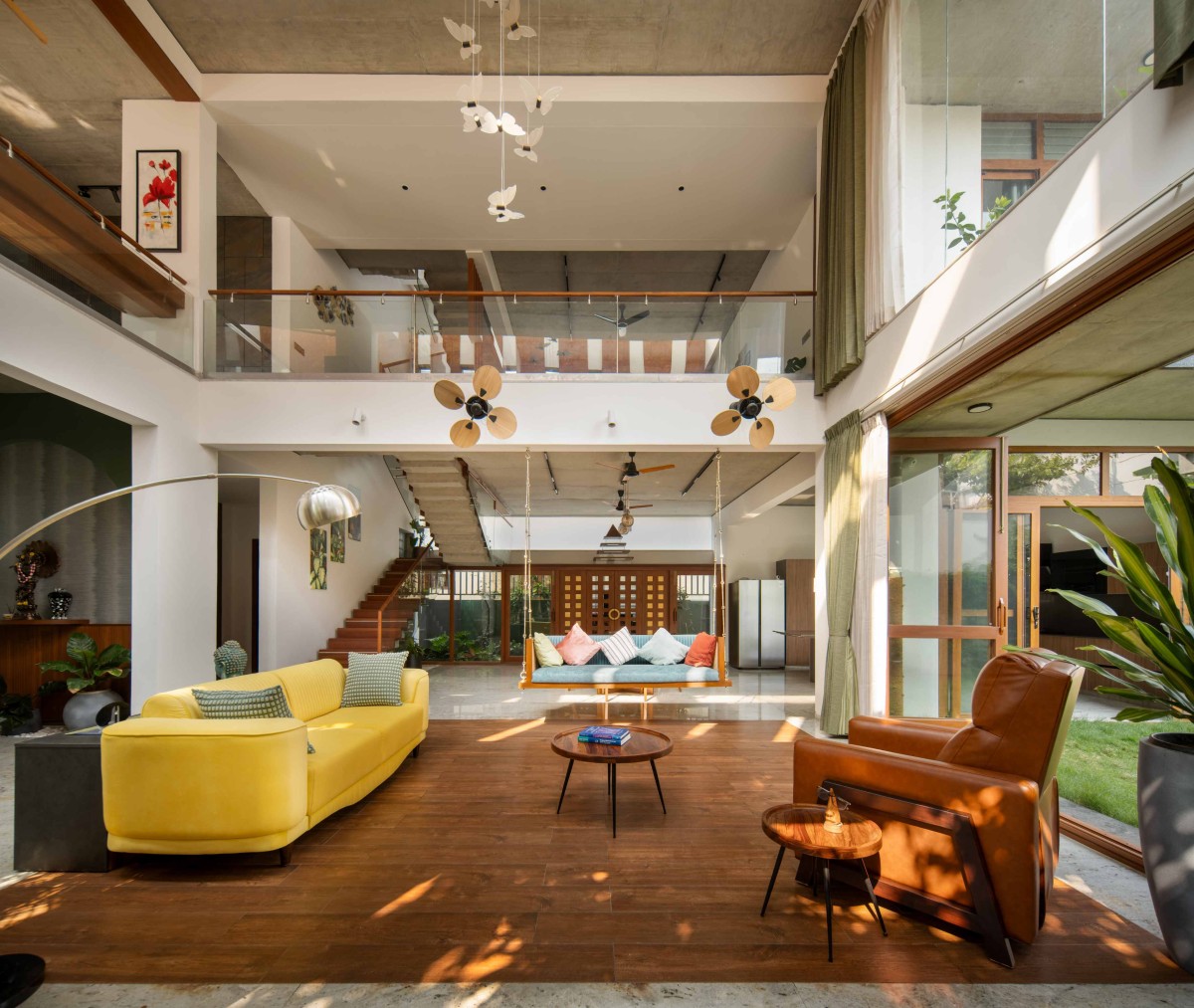 Living room of House of Greens by 4site Architects