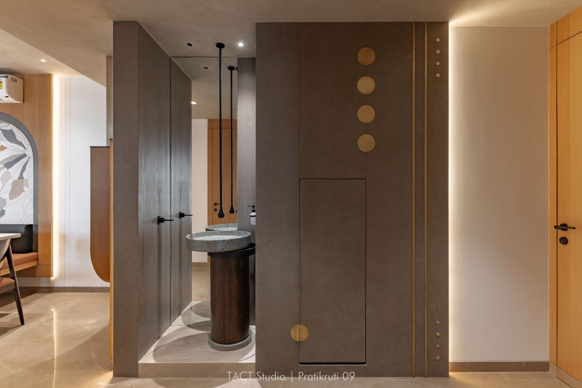 Washroom of Kalpkunj by TACT Studio