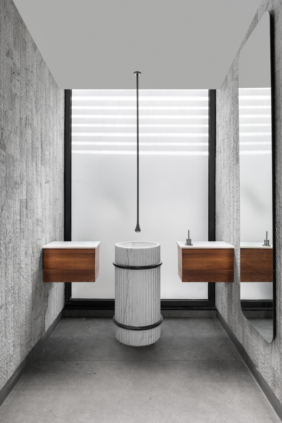 Powder Toilet of House of Mango Shadows by Design i.O Architects